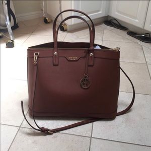 Henri Bendel satchel